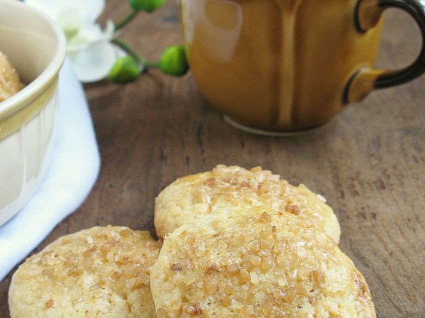 Kruche ciastka z cukrem Kruche ciastka z cukrem