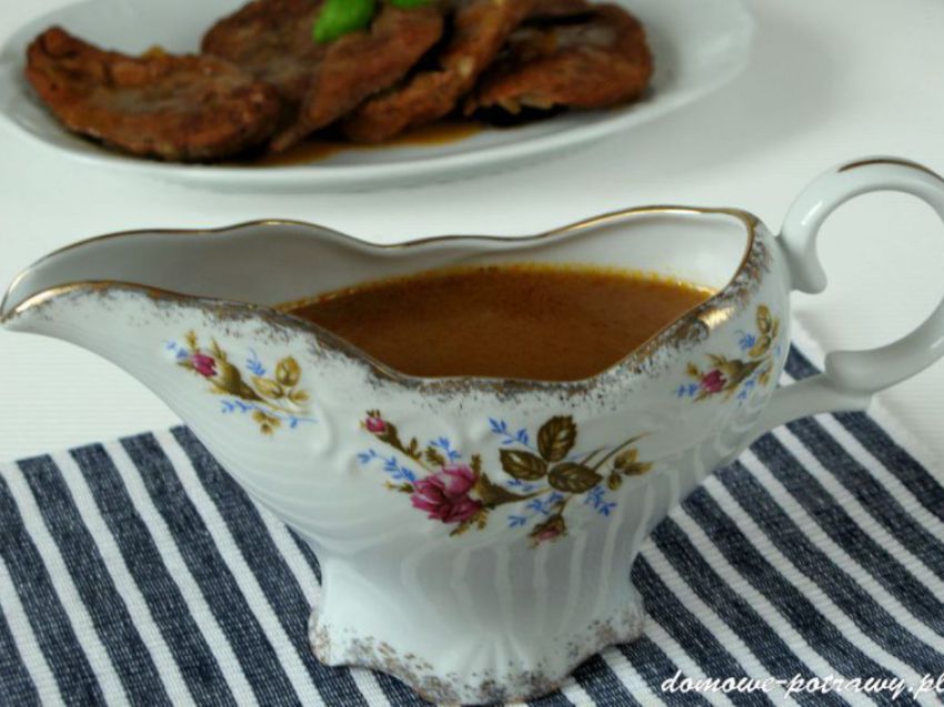 Sos pieczeniowy ciemny Sos pieczeniowy ciemny