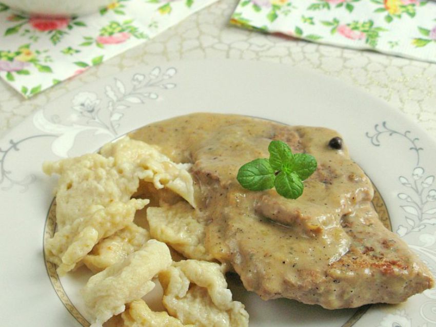 Szynka w sosie chrzanowym Szynka w sosie chrzanowym