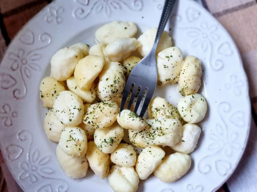 Gnocchi - włoskie kluseczki ziemniaczane Gnocchi - włoskie kluseczki ziemniaczane