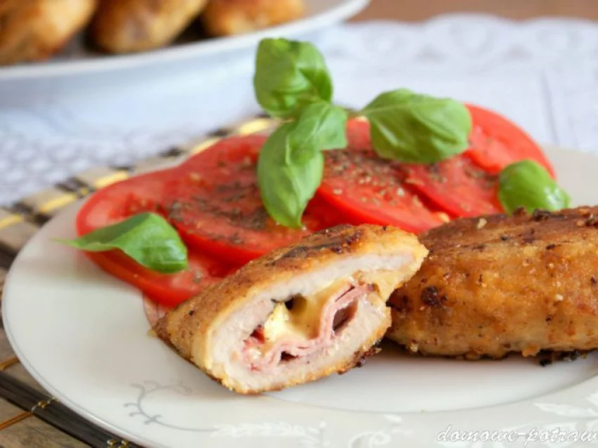 Kotlet Cordon Bleu (kotlet szwajcarski) Kotlet Cordon Bleu (kotlet szwajcarski)