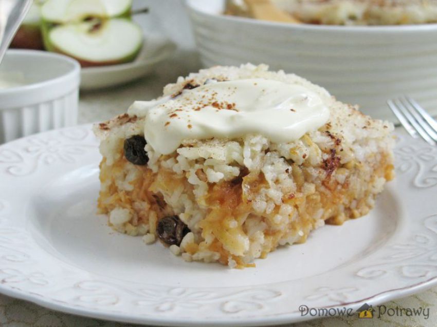 Ryż zapiekany z jabłkami i cynamonem Ryż zapiekany z jabłkami i cynamonem