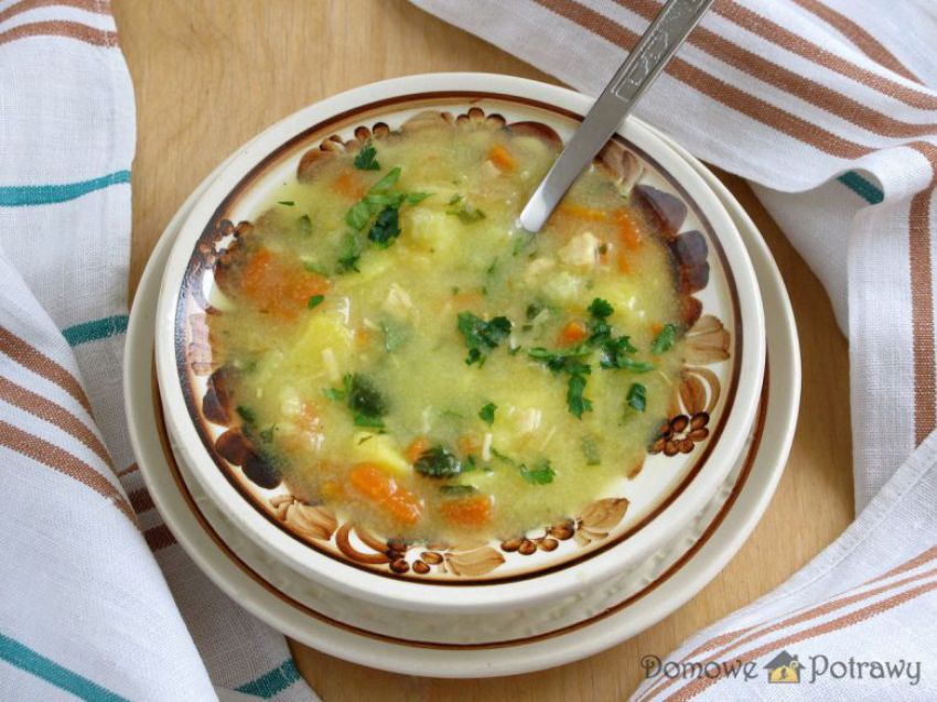Zupa grysikowa (z kaszą manną) Zupa grysikowa (z kaszą manną)