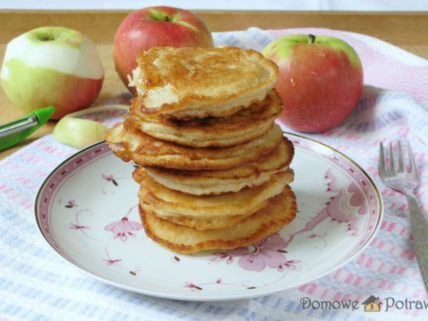 Jabłka smażone w cieście Jabłka smażone w cieście