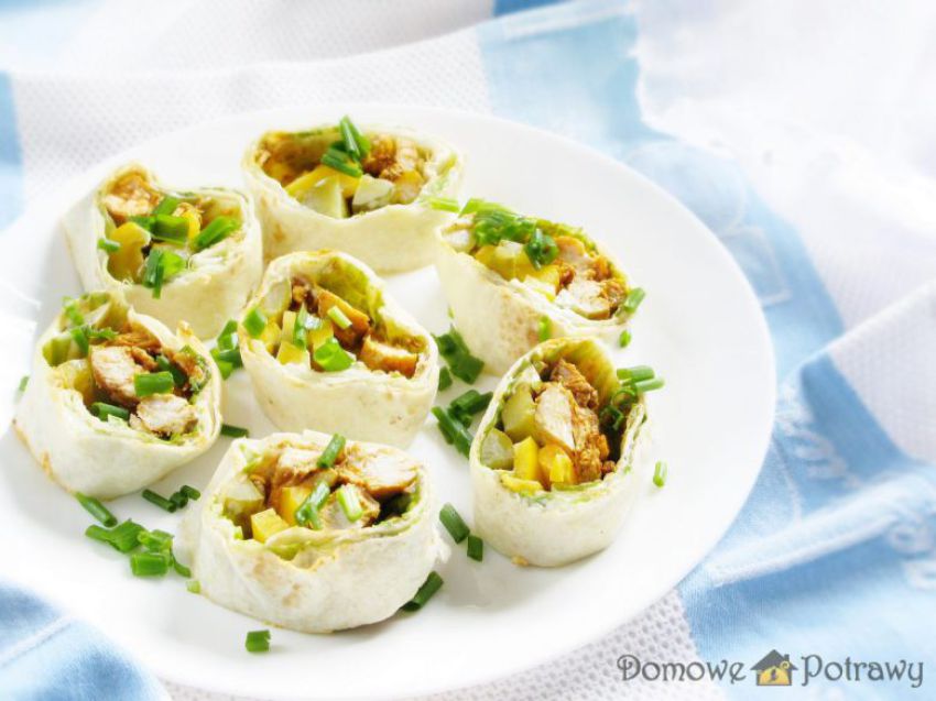 Roladki z tortilli z kurczakiem Roladki z tortilli z kurczakiem