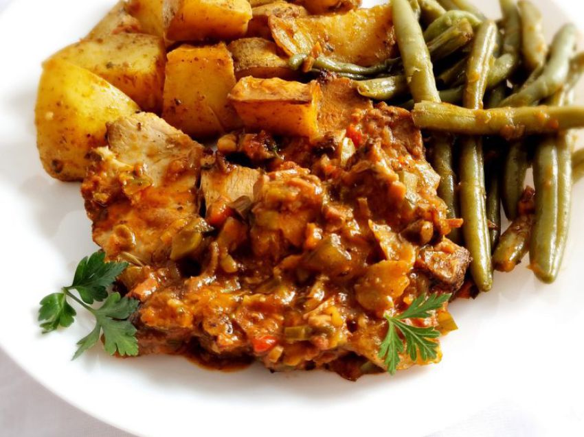 Karkówka w sosie myśliwskim Karkówka w sosie myśliwskim