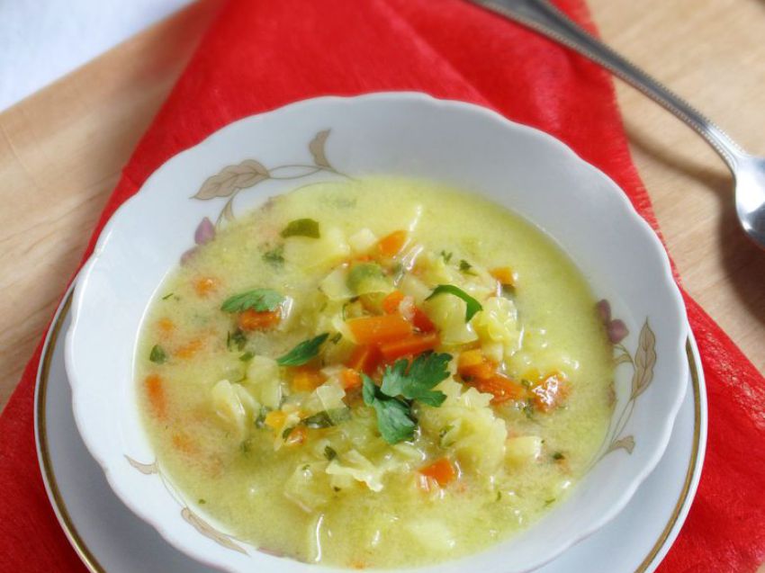 Zupa kapuśniak z młodej kapusty Zupa kapuśniak z młodej kapusty