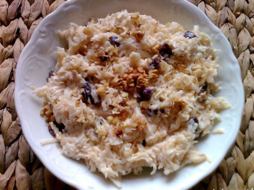 Surówka z selera i jabłka Surówka z selera i jabłka