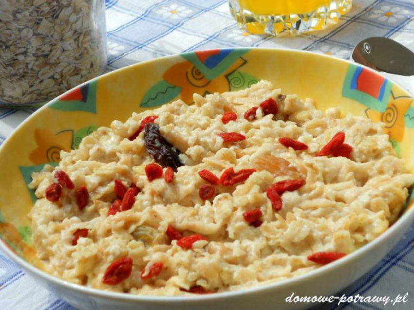 Owsianka z jabłkiem Owsianka z jabłkiem