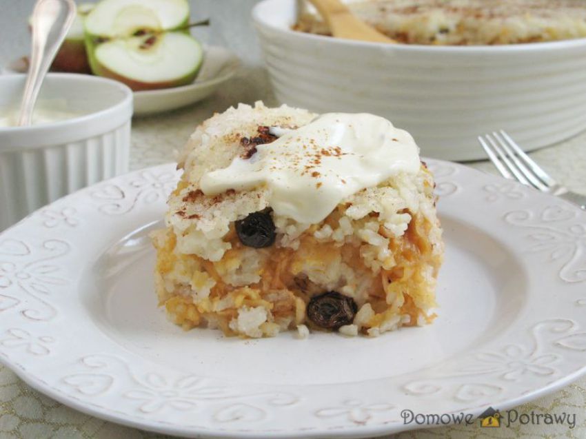 Ryż zapiekany z jabłkami i cynamonem Ryż zapiekany z jabłkami i cynamonem