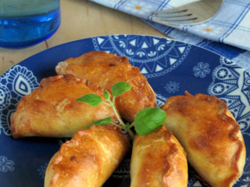 Szpekuchy, litewskie pierożki drożdżowe Szpekuchy, litewskie pierożki drożdżowe