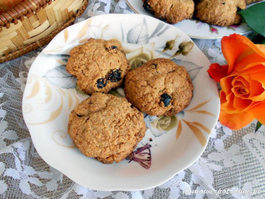 Ciasteczka owsiane z rodzynkami Ciasteczka owsiane z rodzynkami