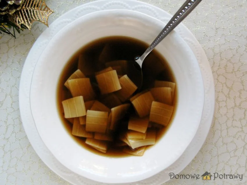 Wigilijna zupa grzybowa Wigilijna zupa grzybowa