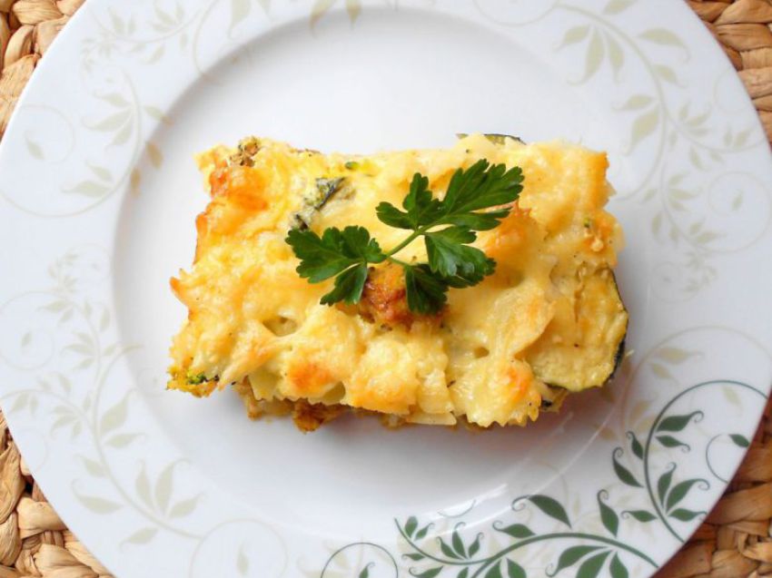 Makaronowa zapiekanka z indykiem Makaronowa zapiekanka z indykiem