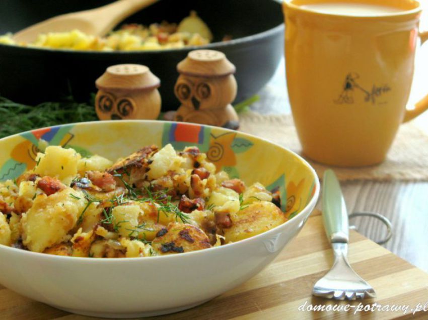 Ziemniaki smażone z boczkiem tradycyjne Ziemniaki smażone z boczkiem tradycyjne