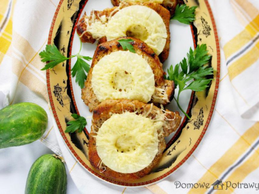 Kotlety z ananasem i serem (po hawajsku) Kotlety z ananasem i serem (po hawajsku)