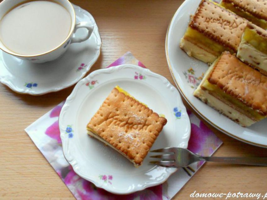 Ciasto serowo-jabłkowe bez pieczenia Ciasto serowo-jabłkowe bez pieczenia