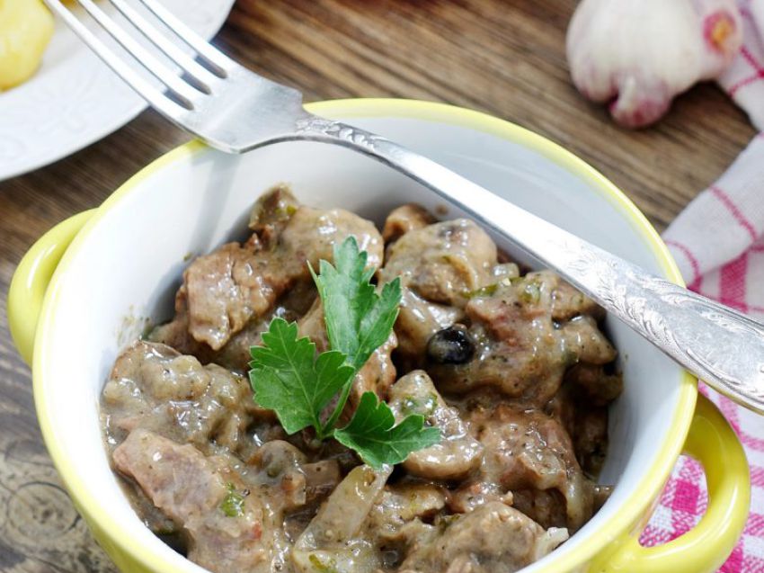 Gulasz boeuf strogonow tradycyjny Gulasz boeuf strogonow tradycyjny