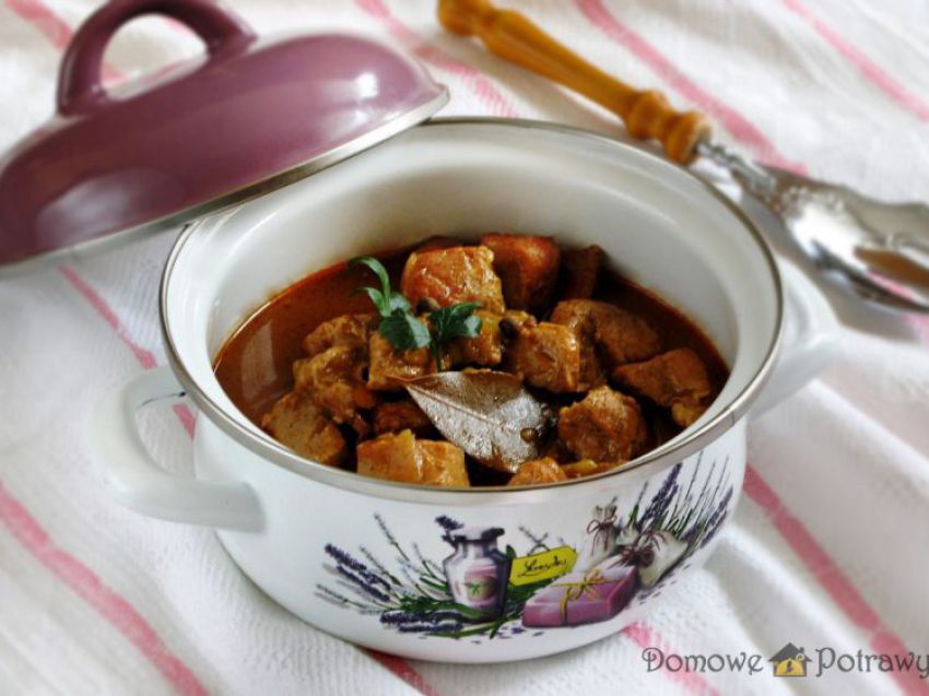 Prosty gulasz z łopatki Prosty gulasz z łopatki