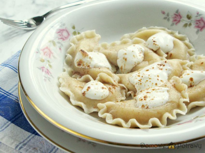 Pierogi z serem na słodko Pierogi z serem na słodko