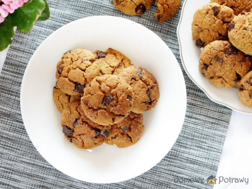 Ciasteczka z masłem orzechowym i czekoladą Ciasteczka z masłem orzechowym i czekoladą