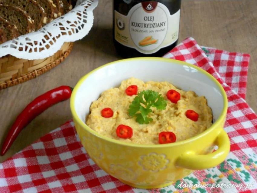 Pasta kukurydziana z jajkami na kanapki Pasta kukurydziana z jajkami na kanapki