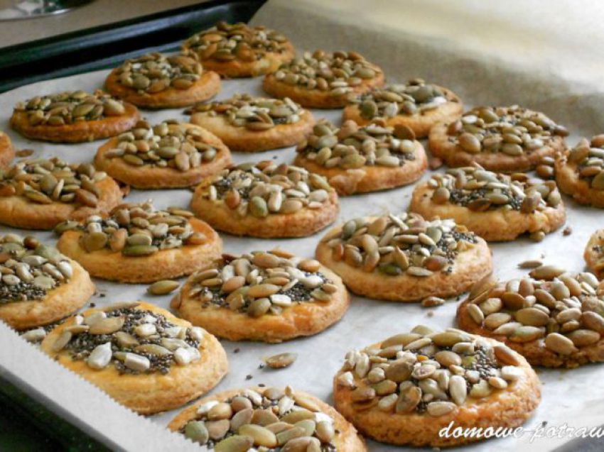 Kruche ciasteczka z dynią i słonecznikiem Kruche ciasteczka z dynią i słonecznikiem