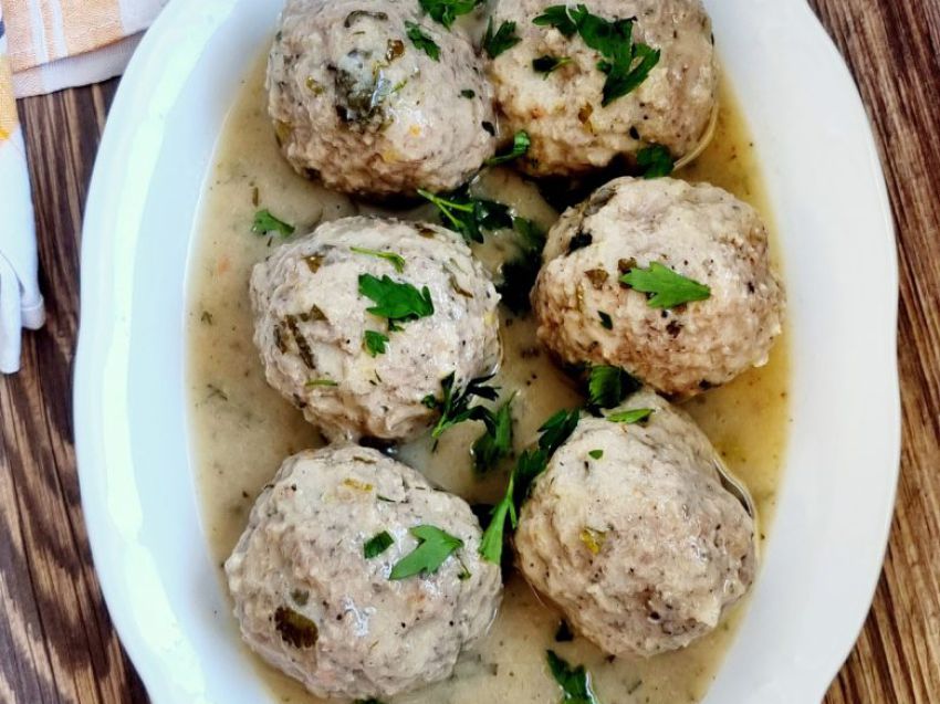 Pulpety w sosie chrzanowym Pulpety w sosie chrzanowym