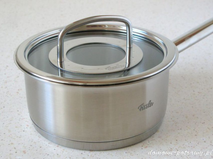 Zupka brokułowo-ziemniaczana dla małych dzieci Zupka brokułowo-ziemniaczana dla małych dzieci