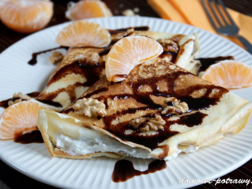 Naleśniki z serem i orzechami Naleśniki z serem i orzechami