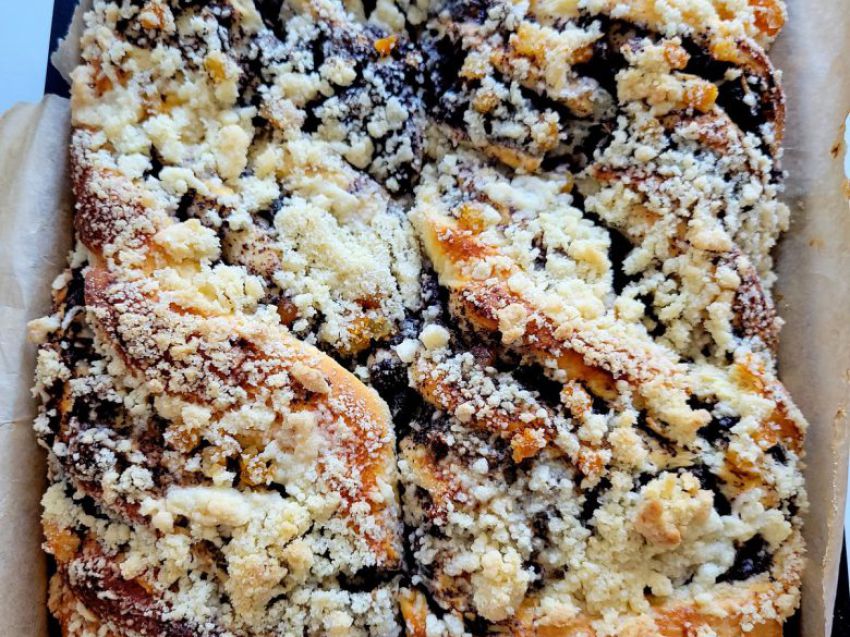 Makowiec drożdżowy z kruszonką Makowiec drożdżowy z kruszonką