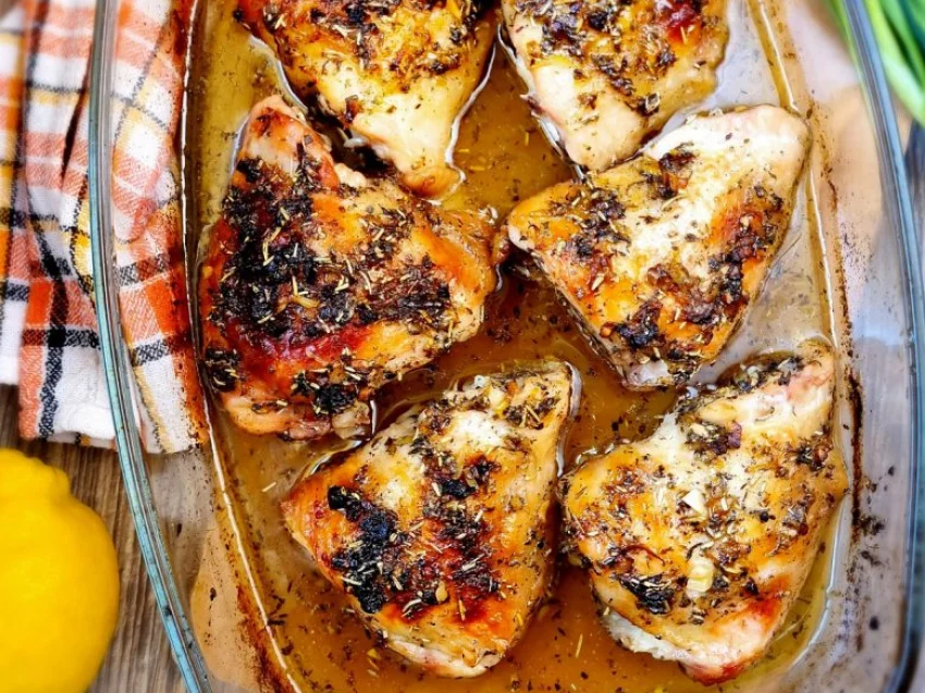 Pieczone udka z kurczaka miodowo-cytrynowe Pieczone udka z kurczaka miodowo-cytrynowe