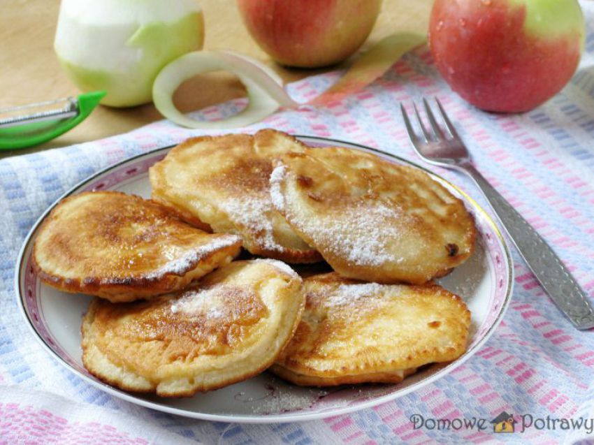 Jabłka smażone w cieście Jabłka smażone w cieście