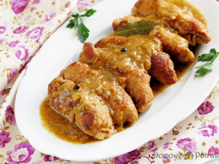 Roladki w sosie pieczeniowym Roladki w sosie pieczeniowym
