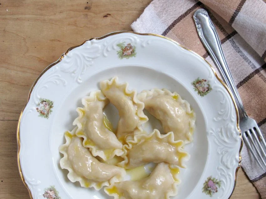 Pierogi z surowym mięsem mielonym Pierogi z surowym mięsem mielonym