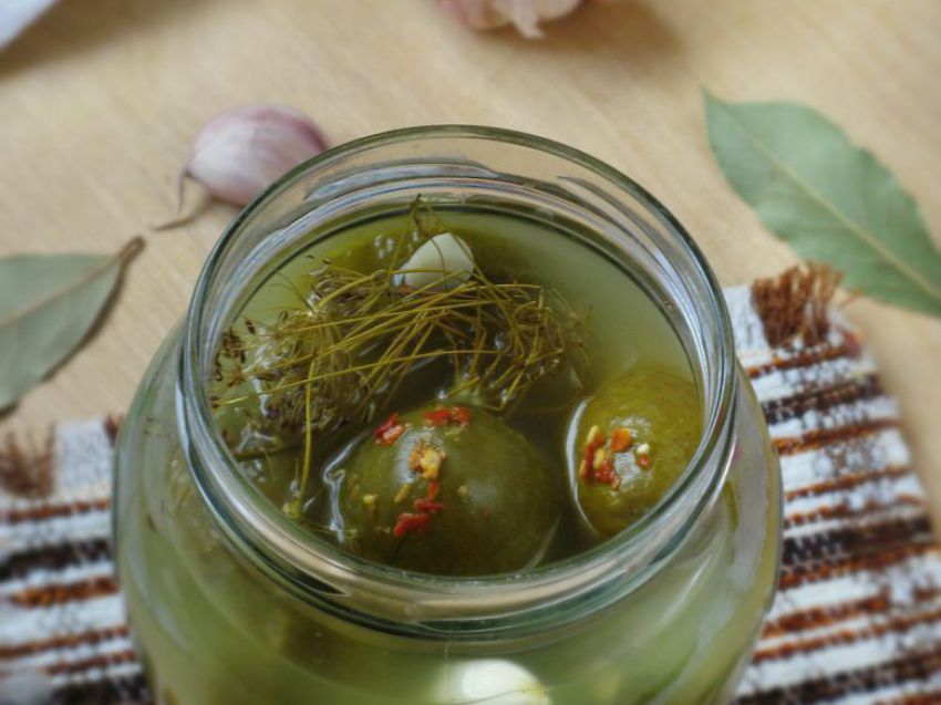 Domowe ogórki kiszone Domowe ogórki kiszone