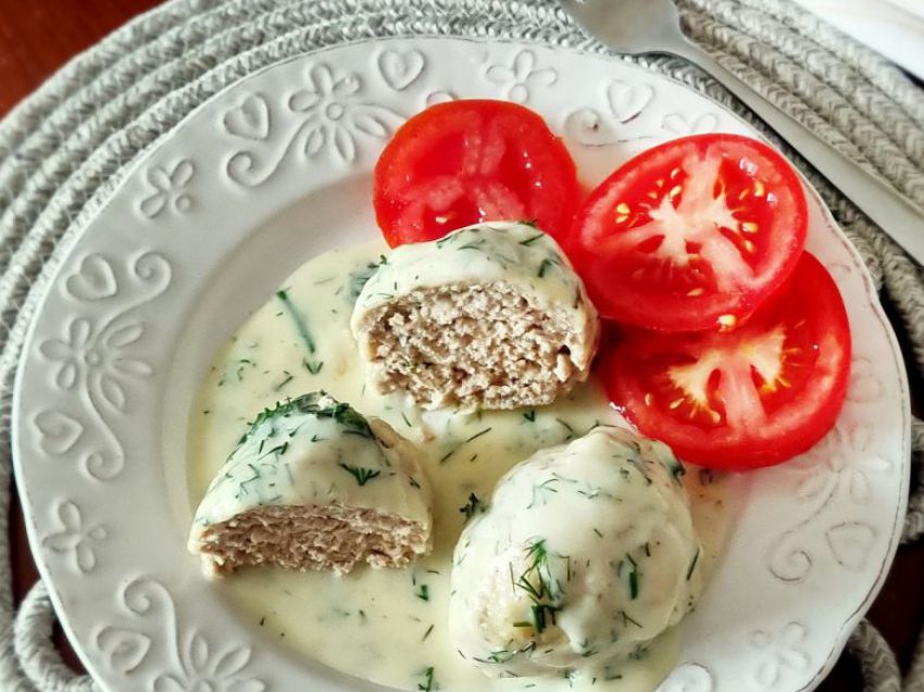 Pulpety w sosie koperkowym Pulpety w sosie koperkowym