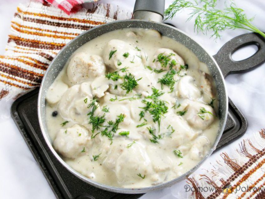 Pulpety w sosie pieczarkowym Pulpety w sosie pieczarkowym