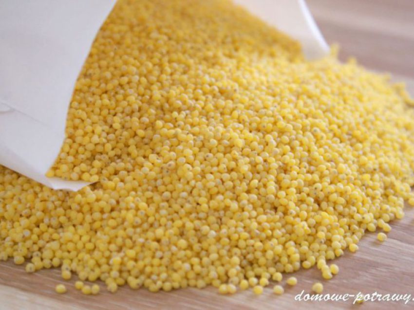 Zapiekanka z kaszy jaglanej z serem na słodko Zapiekanka z kaszy jaglanej z serem na słodko