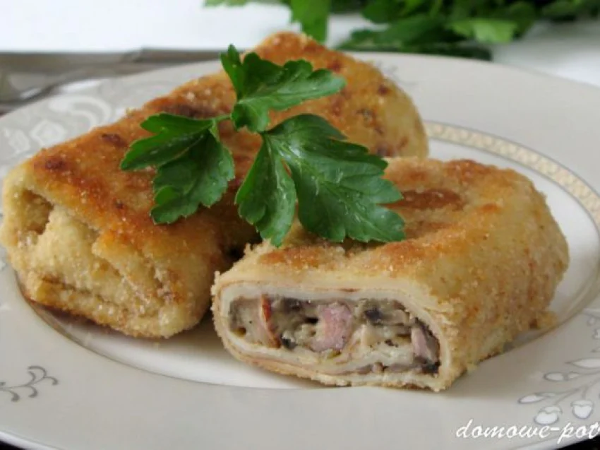 Krokiety z szynką, pieczarkami i serem Krokiety z szynką, pieczarkami i serem