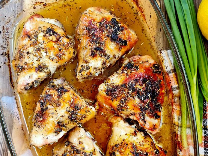 Pieczone udka z kurczaka miodowo-cytrynowe Pieczone udka z kurczaka miodowo-cytrynowe