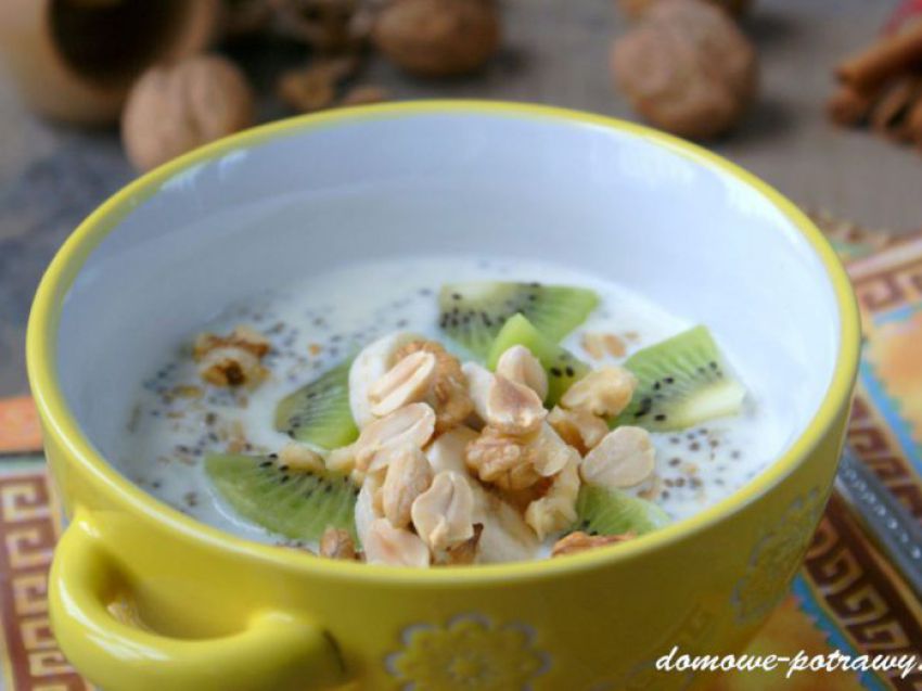 Owsianka z nasionami chia Owsianka z nasionami chia