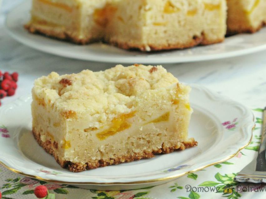 Ciasto z maślanką i owocami Ciasto z maślanką i owocami