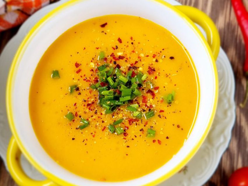 Zupa krem z dyni z mleczkiem kokosowym Zupa krem z dyni z mleczkiem kokosowym