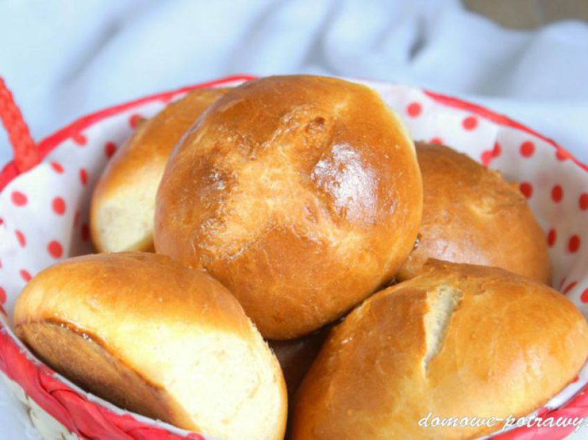 Bułki pszenne na mleku Bułki pszenne na mleku