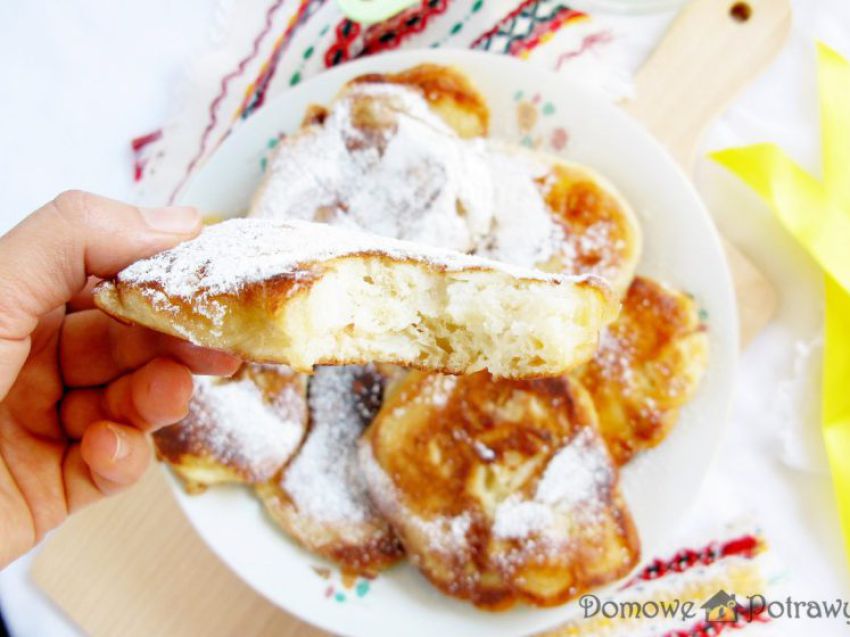 Ruchanki – kaszubskie racuchy drożdżowe Ruchanki – kaszubskie racuchy drożdżowe