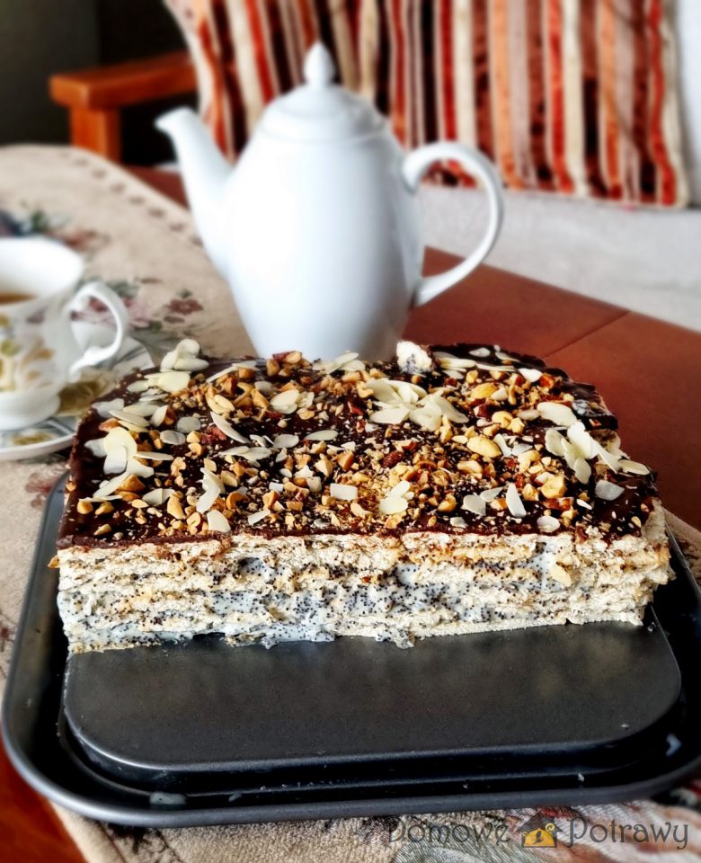 Ciasto budyniowe z makiem na herbatnikach