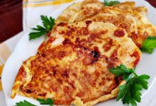 Eskalopki z piersi kurczaka w cieście naleśnikowym