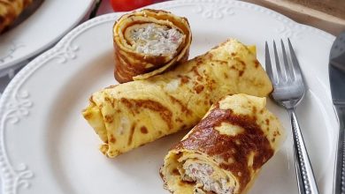 Naleśniki keto z serem białym i boczkiem